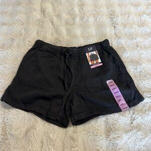 GAP Women's Charcoal Cargo Shorts